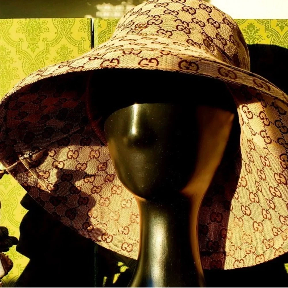 Gucci GG Beige Monogram Bucket Hat Wide Brim Large Trim Stiff Canvas Jacquard - Picture 1 of 15